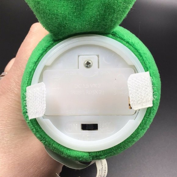 Junior Asparagus Singing Shaker VeggieTales Animated Toy Plush Works! - Picture 5 of 10